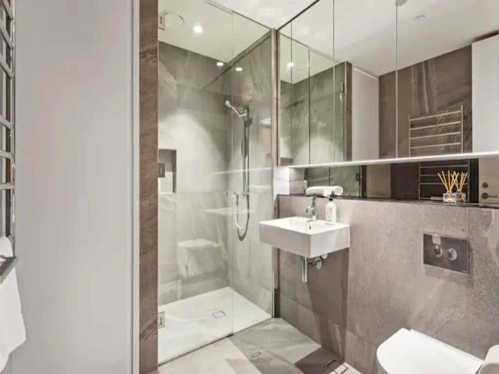 Modern One Bedroom Apartment In Wynyard Quarter Auckland Extérieur photo